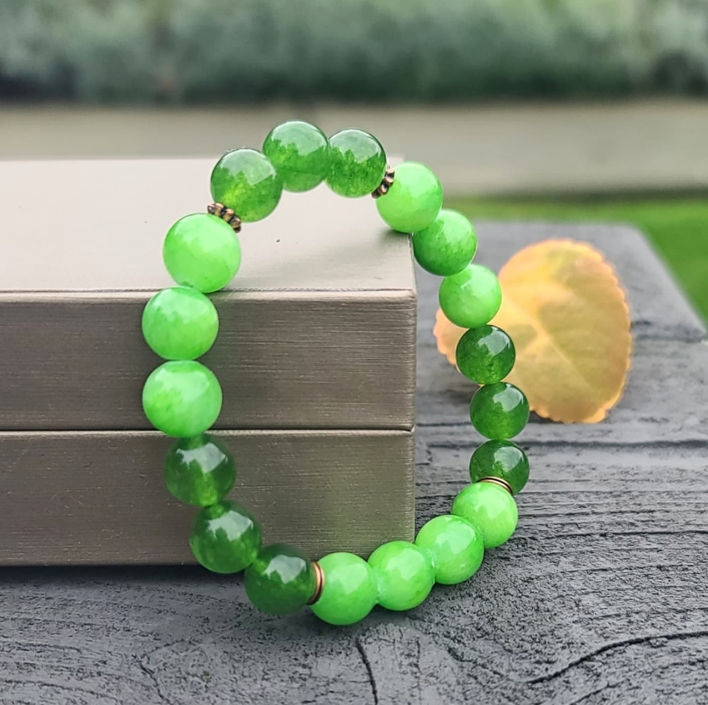 Green Chalcedony and Green Quartz beaded bracelet 💚